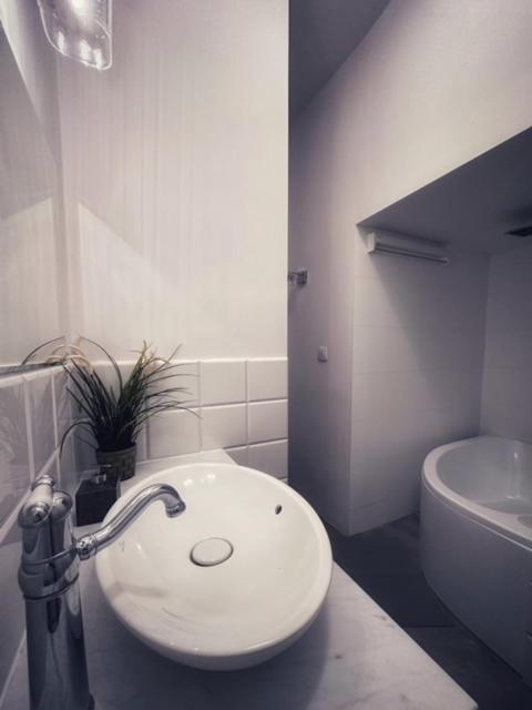 Luxury Living Kopernik Apartment Warsaw Luaran gambar